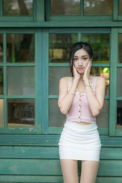 穿成女主的豪门婆婆